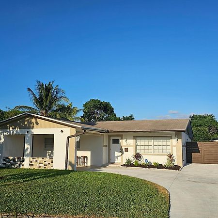 Sunny Goldie Lauderdale Lakes Dış mekan fotoğraf